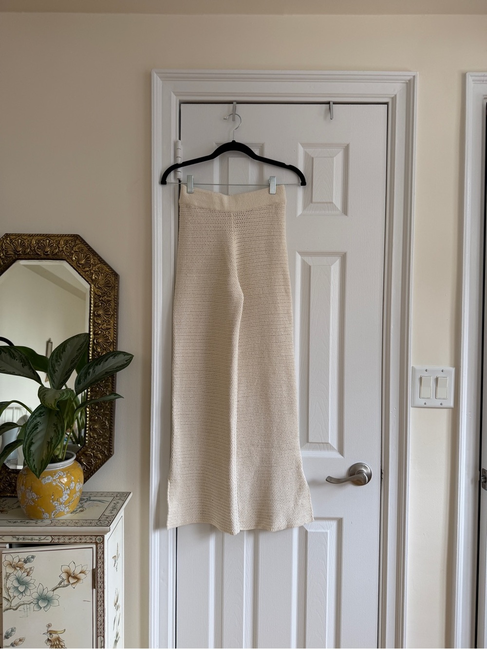 Zulu & Zephyr Milk Cotton Crochet Knit Knit Wide-Leg Pants, 4 - Picture 4 of 8